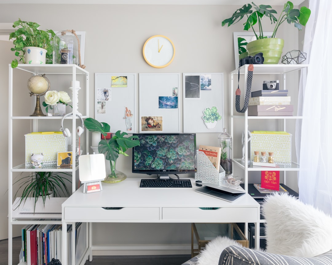 Boost Your Productivity: Home Office Decor Tips and Tricks